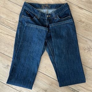 Kimes Ranch Betty 4/36